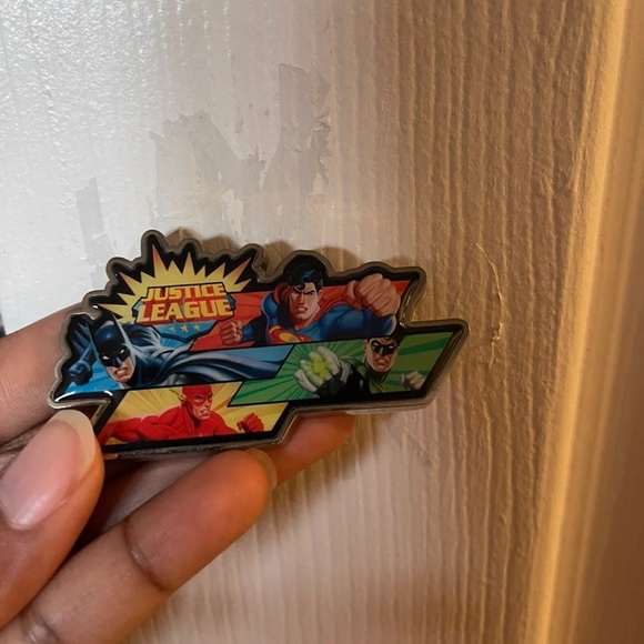 Magnets - Picture 3 of 3